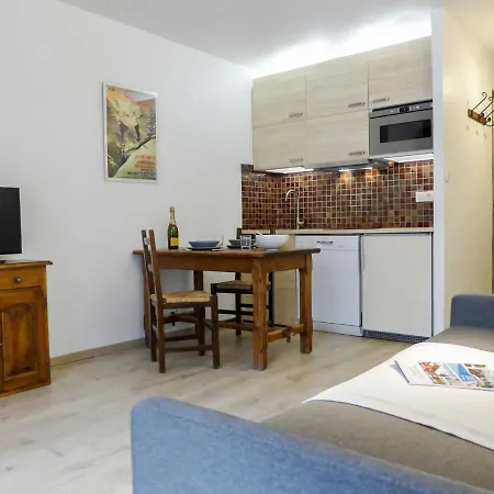 Apartment Le Pramouny By Interhome Chamonix